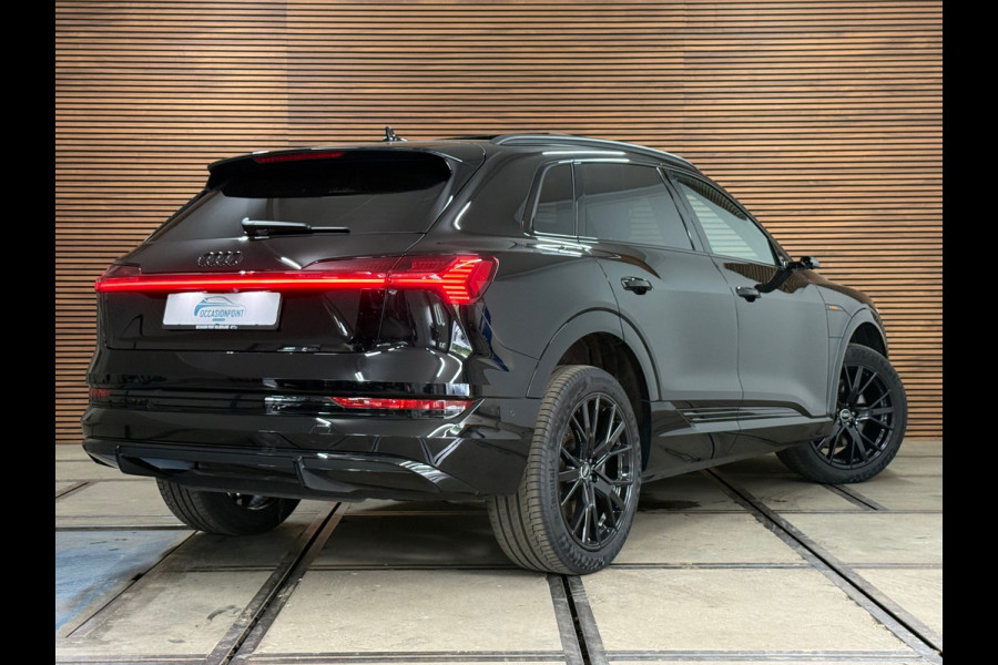 Audi e-tron E-tron 50 quattro S Black Edition 71 kWh | Panoramadak | Virtual Mirrors|360° Camera|Leder|Trekhaak | Memory | 21 Inch