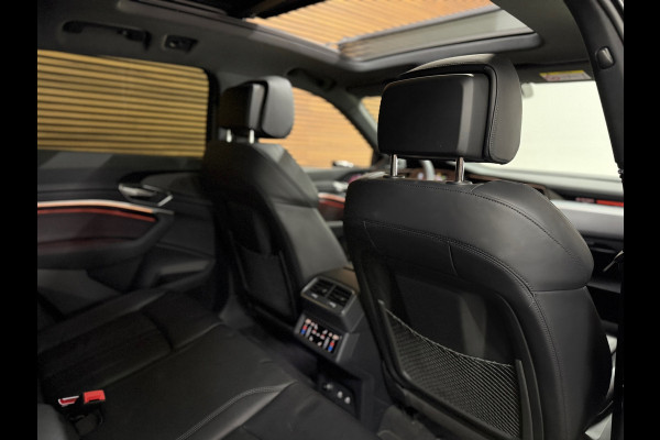 Audi e-tron E-tron 50 quattro S Black Edition 71 kWh | Panoramadak | Virtual Mirrors|360° Camera|Leder|Trekhaak | Memory | 21 Inch