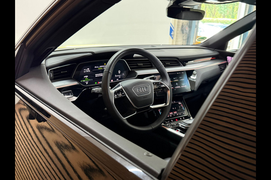 Audi e-tron E-tron 50 quattro S Black Edition 71 kWh | Panoramadak | Virtual Mirrors|360° Camera|Leder|Trekhaak | Memory | 21 Inch