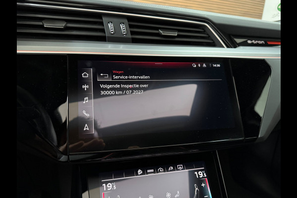 Audi e-tron E-tron 50 quattro S Black Edition 71 kWh | Panoramadak | Virtual Mirrors|360° Camera|Leder|Trekhaak | Memory | 21 Inch