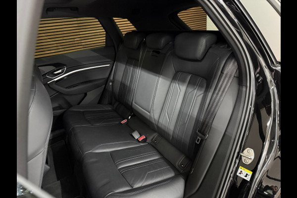 Audi e-tron E-tron 50 quattro S Black Edition 71 kWh | Panoramadak | Virtual Mirrors|360° Camera|Leder|Trekhaak | Memory | 21 Inch