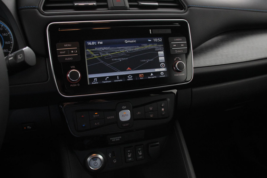 Nissan Leaf N-Connecta 40 kWh Navigatie Bluetooth Cruise Control Lichtmetalen Velgen Camera