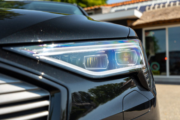 Audi e-tron E-tron 50 quattro S Line 71 kWh Soh 95% I S Line I Panoramadak I 22" I Adaptive Cruise I Luchtvering I CarPlay