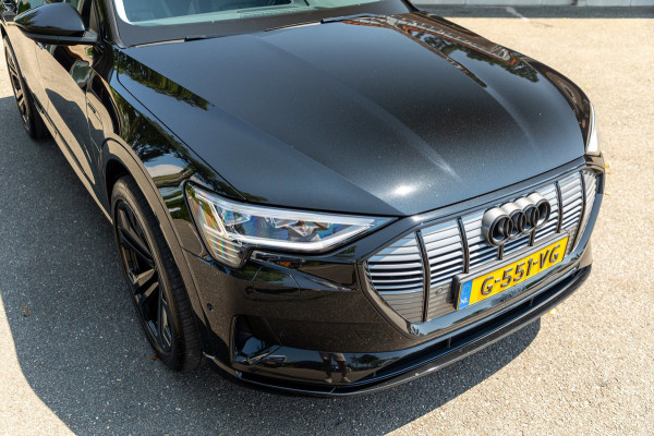 Audi e-tron E-tron 50 quattro S Line 71 kWh Soh 95% I S Line I Panoramadak I 22" I Adaptive Cruise I Luchtvering I CarPlay