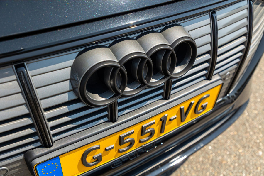 Audi e-tron E-tron 50 quattro S Line 71 kWh Soh 95% I S Line I Panoramadak I 22" I Adaptive Cruise I Luchtvering I CarPlay