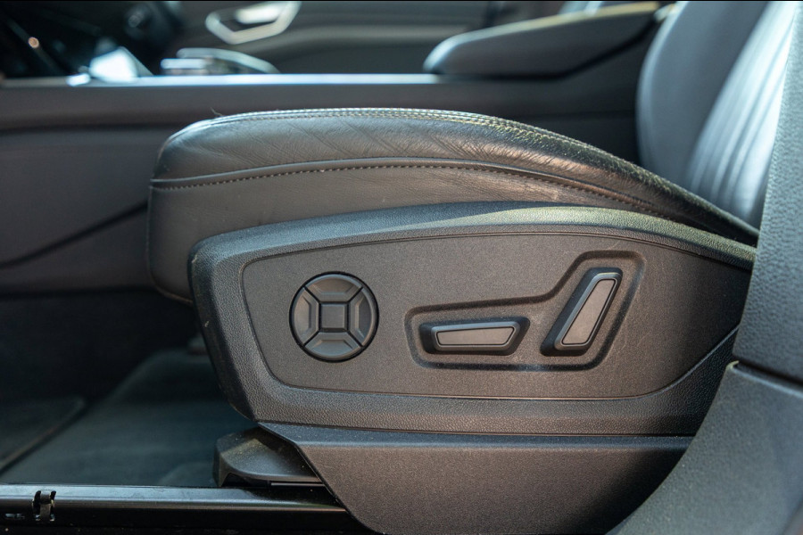 Audi e-tron E-tron 50 quattro S Line 71 kWh Soh 95% I S Line I Panoramadak I 22" I Adaptive Cruise I Luchtvering I CarPlay