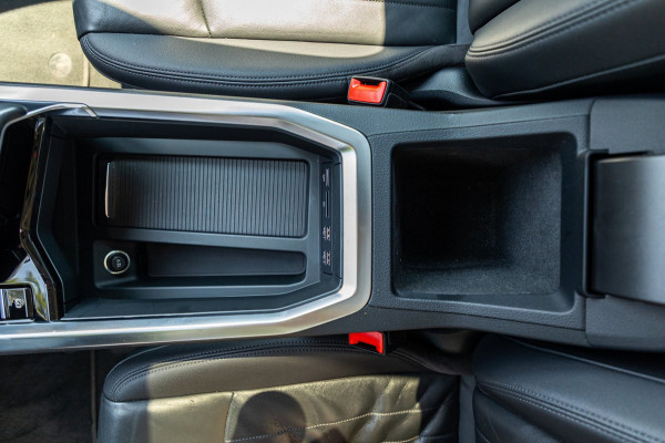 Audi e-tron E-tron 50 quattro S Line 71 kWh Soh 95% I S Line I Panoramadak I 22" I Adaptive Cruise I Luchtvering I CarPlay