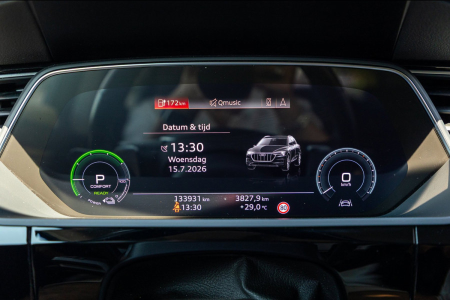 Audi e-tron E-tron 50 quattro S Line 71 kWh Soh 95% I S Line I Panoramadak I 22" I Adaptive Cruise I Luchtvering I CarPlay