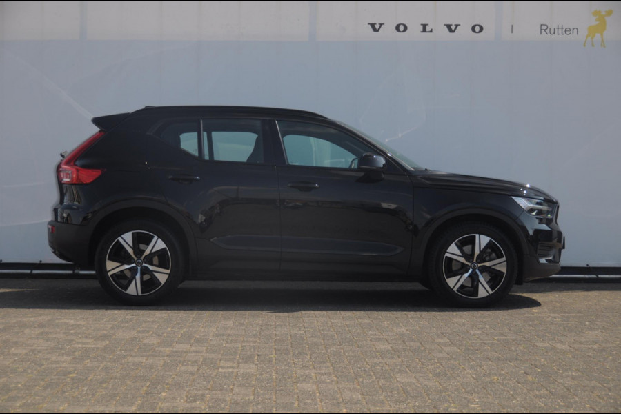 Volvo XC40 T4 211PK Automaat Recharge R-Design / Adaptieve cruise control / BLIS / stoel - en stuurwielverwarming / Elektrische achterklep / Parkeersensoren met camera / Apple carplay / All season banden