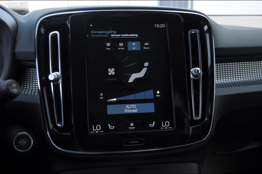 Volvo XC40 T4 211PK Automaat Recharge R-Design / Adaptieve cruise control / BLIS / stoel - en stuurwielverwarming / Elektrische achterklep / Parkeersensoren met camera / Apple carplay / All season banden