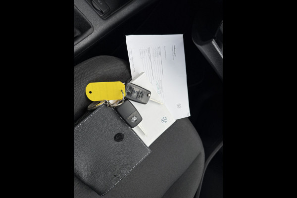 Volkswagen up! 1.0 65pk 5drs. Cruise | Apps | Camera
