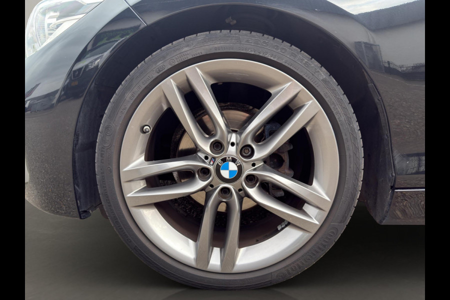BMW 1-serie 118i Edition M Sport Shadow High Executive | Leder | Schuif/kanteldak | Led | Parksenors V+A | Stoelverw |