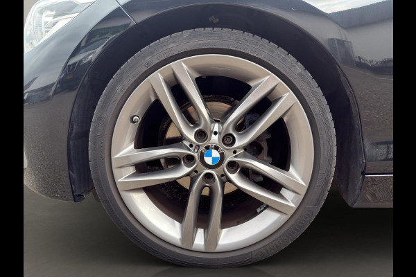 BMW 1-serie 118i Edition M Sport Shadow High Executive | Leder | Schuif/kanteldak | Led | Parksenors V+A | Stoelverw |