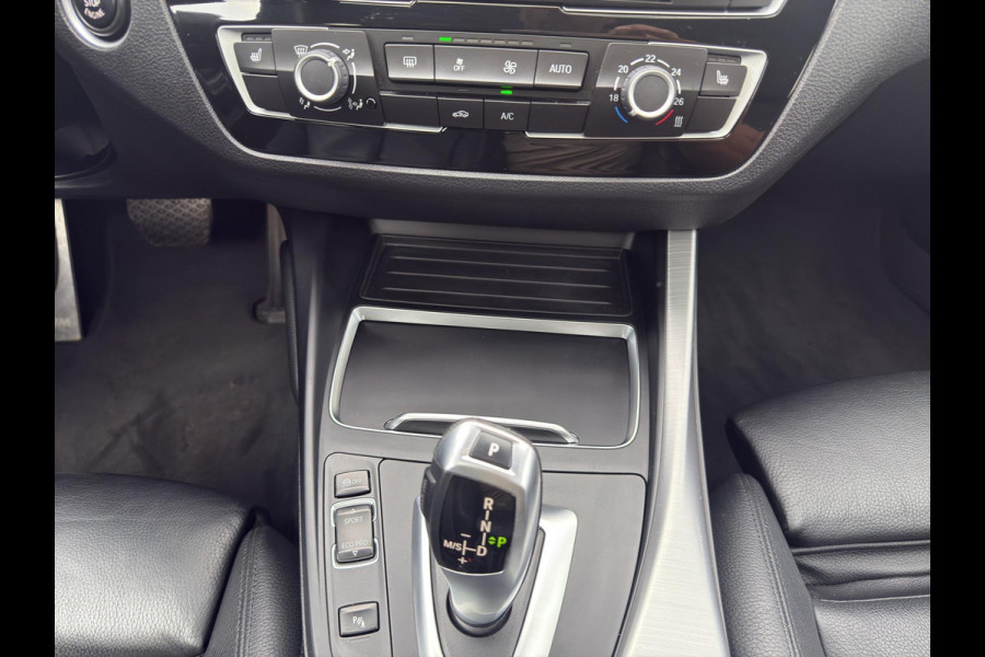 BMW 1-serie 118i Edition M Sport Shadow High Executive | Leder | Schuif/kanteldak | Led | Parksenors V+A | Stoelverw |