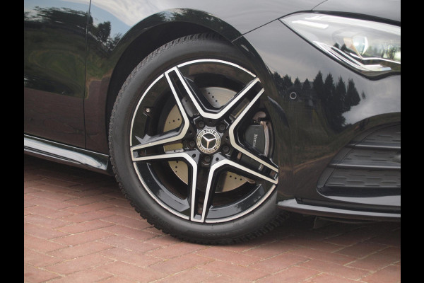 Mercedes-Benz CLA-Klasse 200 Business Solution AMG | Panoramadak | Burmester | Camera | Apple Carplay | Sfeerverlichting |