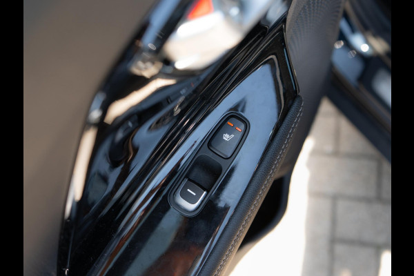 Kia Niro 1.6 GDi Hybrid ExecutiveLine | Cruise | Carplay | Navi | Keyless | Stoelverwarming-ventilatie | schuif-kanteldak