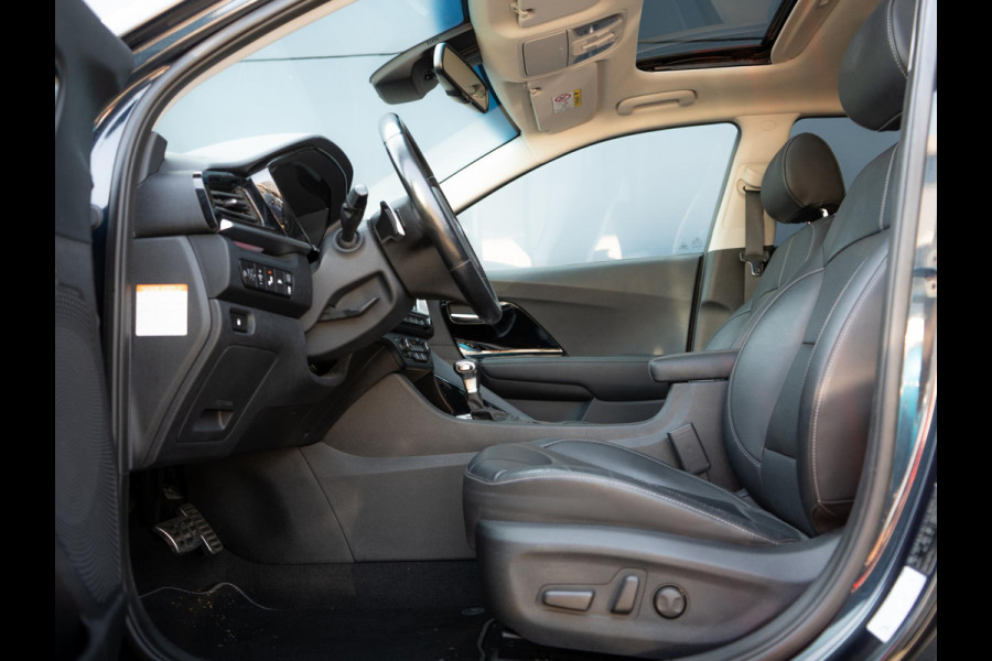 Kia Niro 1.6 GDi Hybrid ExecutiveLine | Cruise | Carplay | Navi | Keyless | Stoelverwarming-ventilatie | schuif-kanteldak