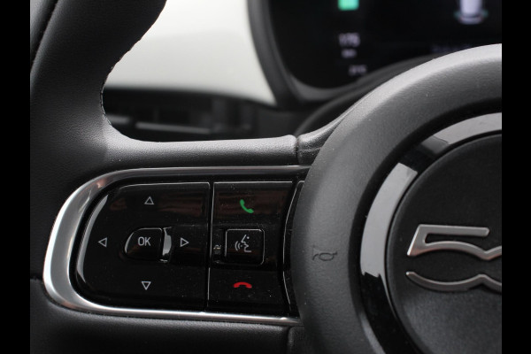 Fiat 500 Urban 42 kWh Airco Climate control 360 Camera Stoelverwarming Keyless Wireless CarPlay Dodehoek Assistant 85 kW Charger Actieradius 320km WLTP