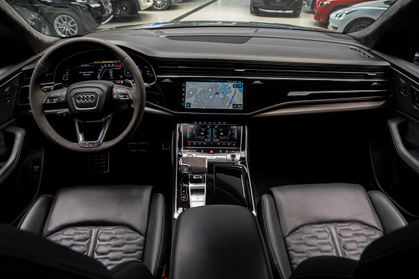 Audi RS Q8 4.0 TFSI B&O Ceramic HUD Massage Carbon Softclose Nachtzicht ACC Keyless 360 Camera Stoelventilatie Elektr. achterklep Memory seats Elektr. trekhaak Navi Niveauregeling PDC Stoelverwarming LM velgen