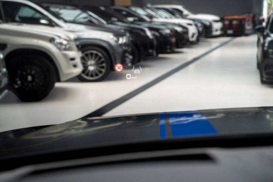 Audi RS Q8 4.0 TFSI B&O Ceramic HUD Massage Carbon Softclose Nachtzicht ACC Keyless 360 Camera Stoelventilatie Elektr. achterklep Memory seats Elektr. trekhaak Navi Niveauregeling PDC Stoelverwarming LM velgen
