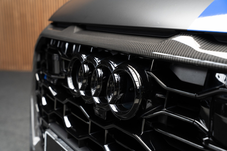 Audi RS Q8 4.0 TFSI B&O Ceramic HUD Massage Carbon Softclose Nachtzicht ACC Keyless 360 Camera Stoelventilatie Elektr. achterklep Memory seats Elektr. trekhaak Navi Niveauregeling PDC Stoelverwarming LM velgen