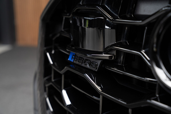 Audi RS Q8 4.0 TFSI B&O Ceramic HUD Massage Carbon Softclose Nachtzicht ACC Keyless 360 Camera Stoelventilatie Elektr. achterklep Memory seats Elektr. trekhaak Navi Niveauregeling PDC Stoelverwarming LM velgen