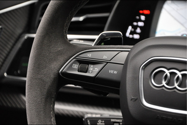 Audi RS Q8 4.0 TFSI B&O Ceramic HUD Massage Carbon Softclose Nachtzicht ACC Keyless 360 Camera Stoelventilatie Elektr. achterklep Memory seats Elektr. trekhaak Navi Niveauregeling PDC Stoelverwarming LM velgen