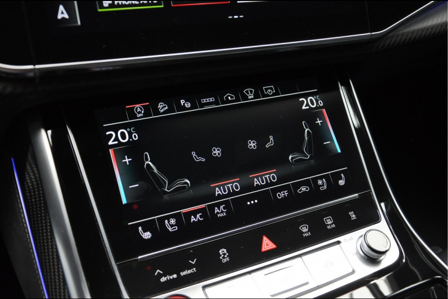 Audi RS Q8 4.0 TFSI B&O Ceramic HUD Massage Carbon Softclose Nachtzicht ACC Keyless 360 Camera Stoelventilatie Elektr. achterklep Memory seats Elektr. trekhaak Navi Niveauregeling PDC Stoelverwarming LM velgen
