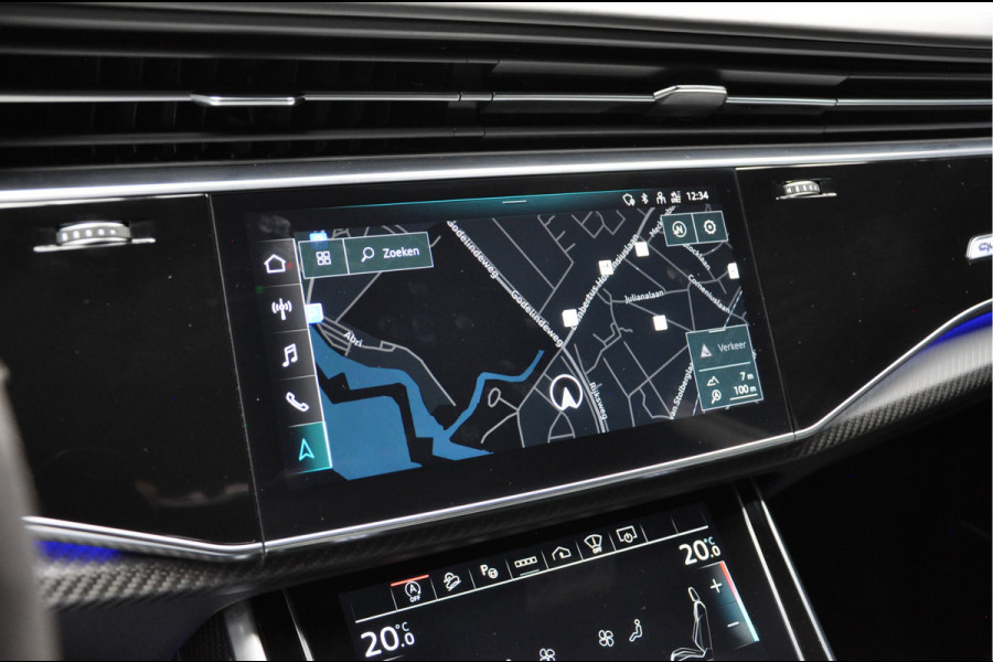Audi RS Q8 4.0 TFSI B&O Ceramic HUD Massage Carbon Softclose Nachtzicht ACC Keyless 360 Camera Stoelventilatie Elektr. achterklep Memory seats Elektr. trekhaak Navi Niveauregeling PDC Stoelverwarming LM velgen