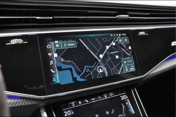 Audi RS Q8 4.0 TFSI B&O Ceramic HUD Massage Carbon Softclose Nachtzicht ACC Keyless 360 Camera Stoelventilatie Elektr. achterklep Memory seats Elektr. trekhaak Navi Niveauregeling PDC Stoelverwarming LM velgen