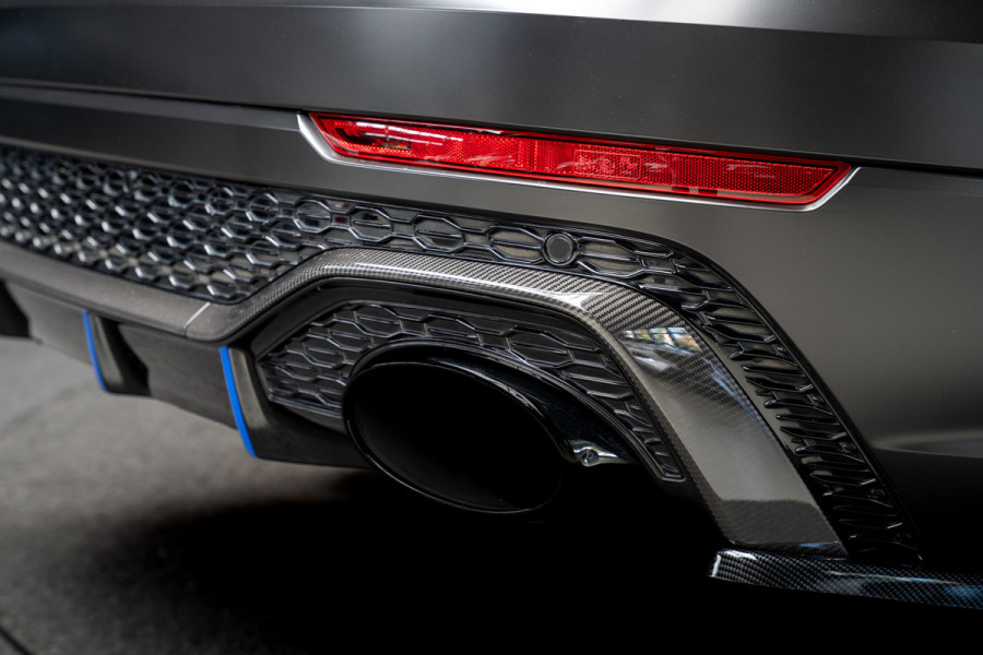 Audi RS Q8 4.0 TFSI B&O Ceramic HUD Massage Carbon Softclose Nachtzicht ACC Keyless 360 Camera Stoelventilatie Elektr. achterklep Memory seats Elektr. trekhaak Navi Niveauregeling PDC Stoelverwarming LM velgen