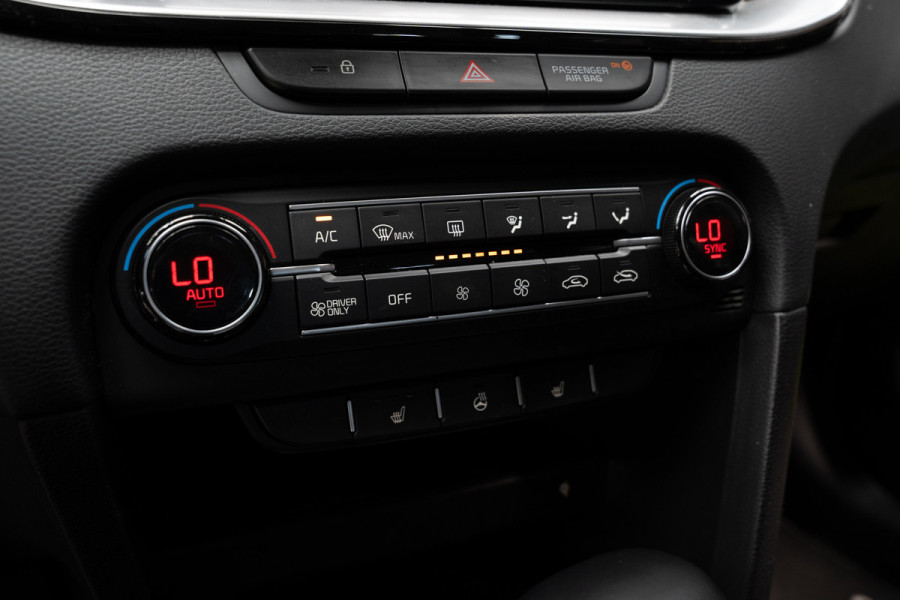 Kia Ceed Sportswagon 1.6 GDI PHEV Navi Camera ACC Leder Memory seats Climate Carplay Keyless Entry + Start PDC LED LM velgen Stoelverwarming voor & achter Plug-In BTW auto