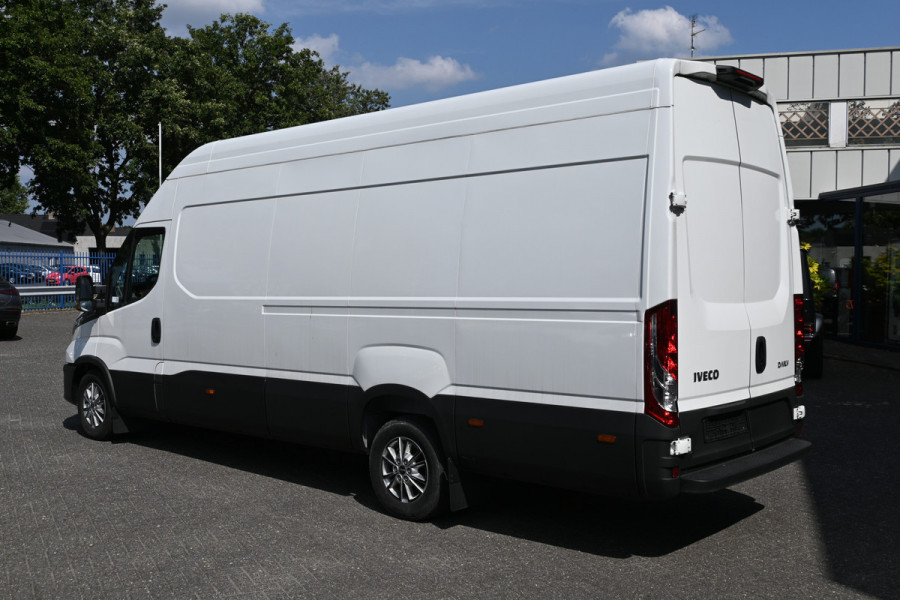 Iveco Daily 35S18 L4H3 Maxi 3.0 180 pk Hi-Matic LED, ACC, Geveerde stoel, Camera, Navigatie