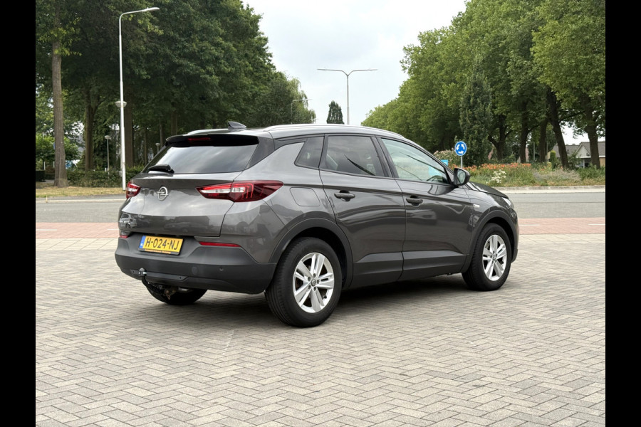 Opel Grandland X Turbo Business Executive | Automaat | Trekhaak |