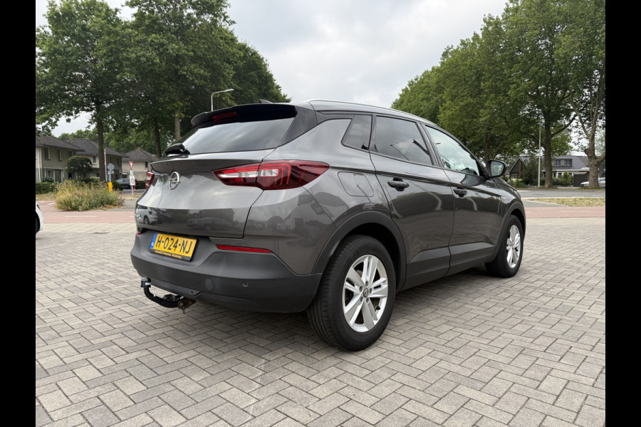 Opel Grandland X Turbo Business Executive | Automaat | Trekhaak |