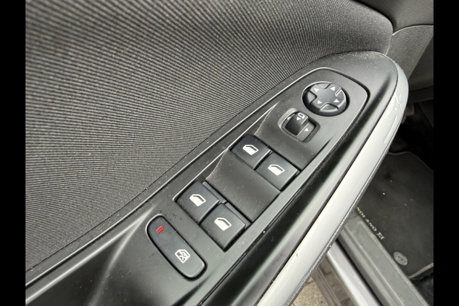 Opel Grandland X Turbo Business Executive | Automaat | Trekhaak |