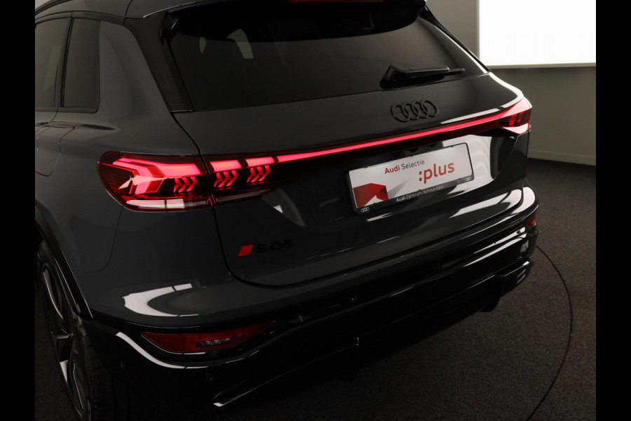 Audi SQ6 e-tron quattro 100 kWh 490pk | Komt half augustus binnen | Panoramadak | B&O Audio | Electrisch verstelbare voorstoelen + geheugen bestuurderstoel | MMI Experience Pro