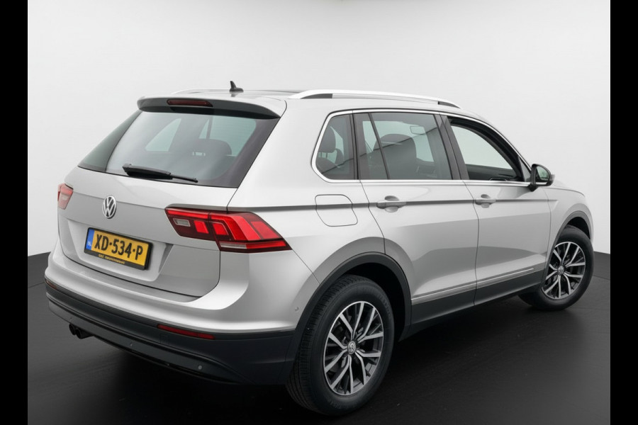 Volkswagen Tiguan 1.4 TSI 150PK ACT DSG HIGHLINE PANO/TREKHAAK/CARPLAY