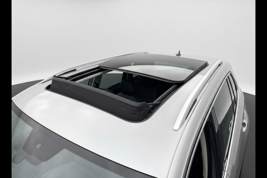 Volkswagen Tiguan 1.4 TSI 150PK ACT DSG HIGHLINE PANO/TREKHAAK/CARPLAY