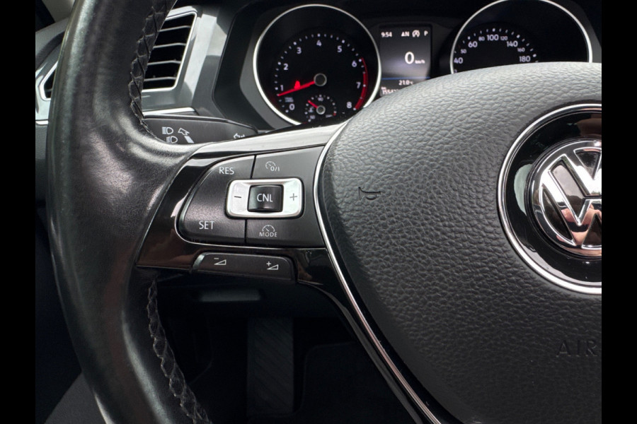 Volkswagen Tiguan 1.4 TSI 150PK ACT DSG HIGHLINE PANO/TREKHAAK/CARPLAY