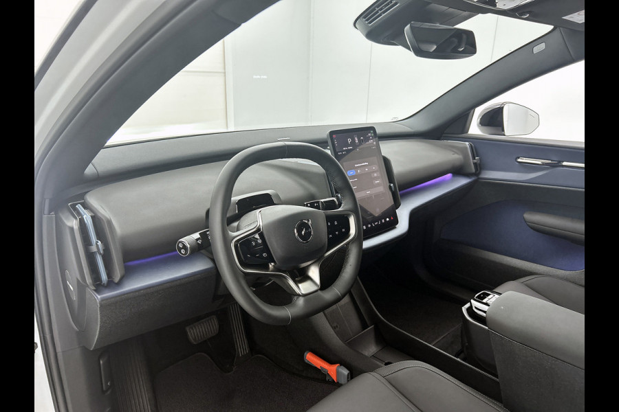 Volvo EX30 Single Motor Extended Range Plus 69 kWh (NL-auto, Camera, Carplay, StoelV, Lane Assist, Etc)