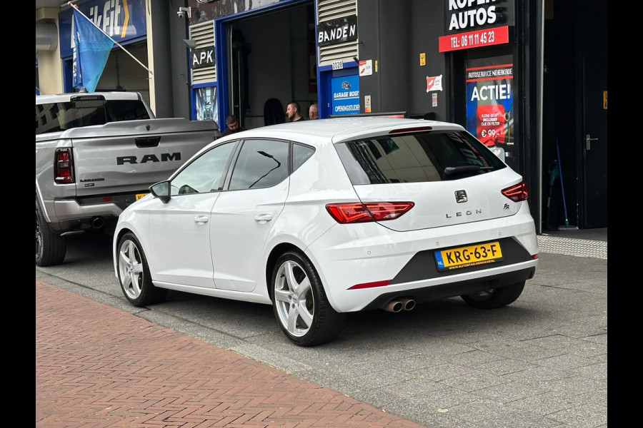 Seat Leon 1.5 TSI FR Edition Automaat Leer Navi Carplay