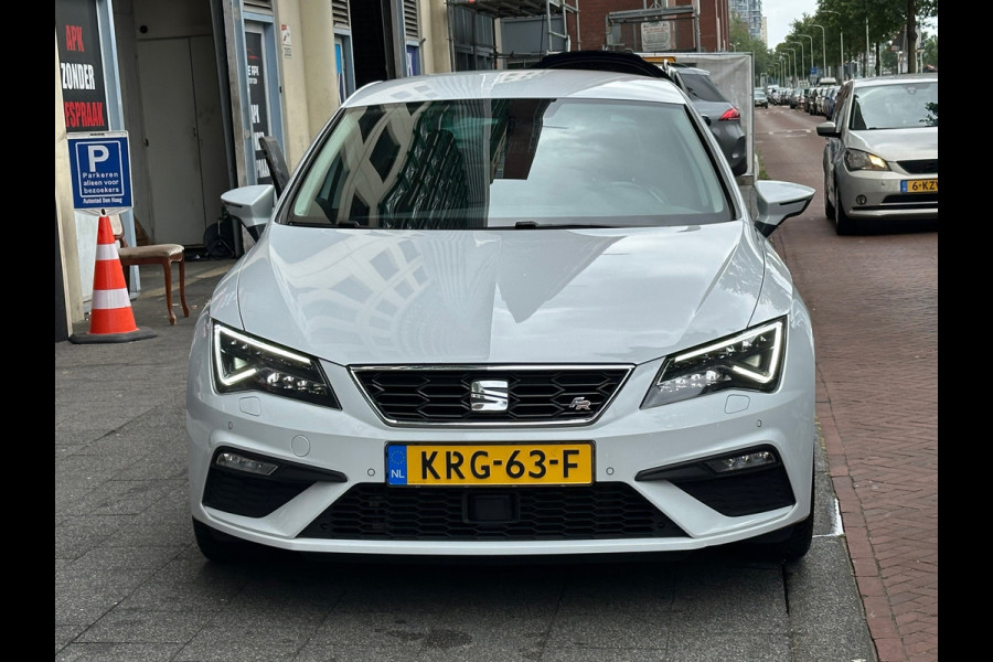 Seat Leon 1.5 TSI FR Edition Automaat Leer Navi Carplay