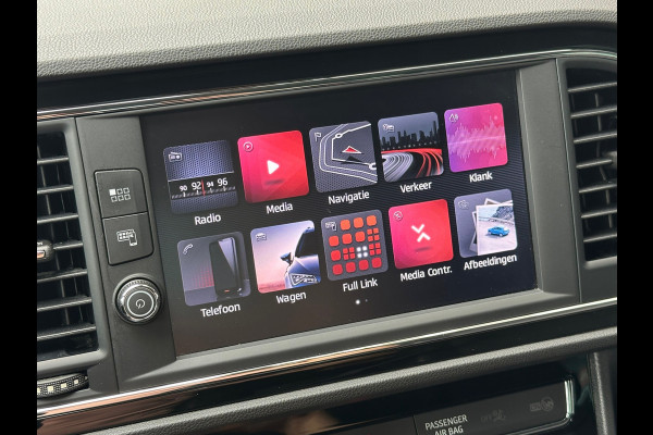 Seat Leon 1.5 TSI FR Edition Automaat Leer Navi Carplay