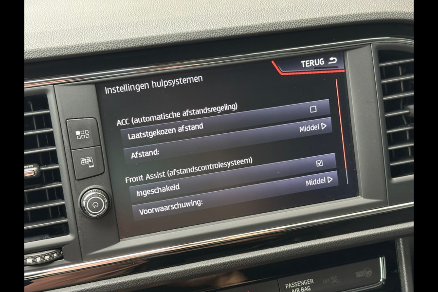 Seat Leon 1.5 TSI FR Edition Automaat Leer Navi Carplay