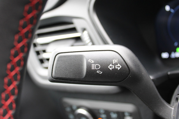Ford Kuga 2.5 PHEV ST-Line X | Panoramadak | BLIS | B&O | Winterpack