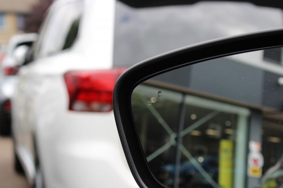 Ford Kuga 2.5 PHEV ST-Line X | Panoramadak | BLIS | B&O | Winterpack