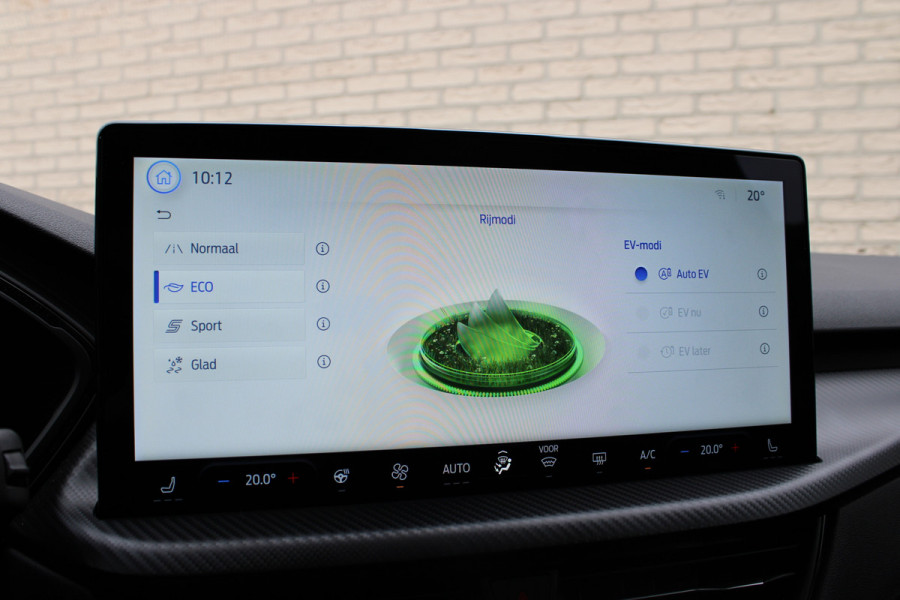 Ford Kuga 2.5 PHEV ST-Line X | Panoramadak | BLIS | B&O | Winterpack