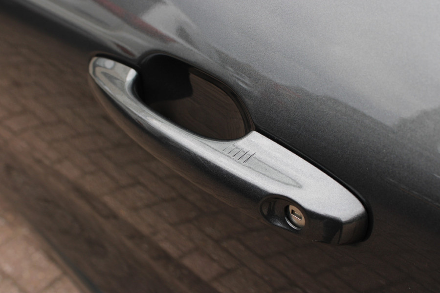 Ford Kuga 2.5 PHEV ST-Line X | Panoramadak | BLIS | B&O | Winterpack