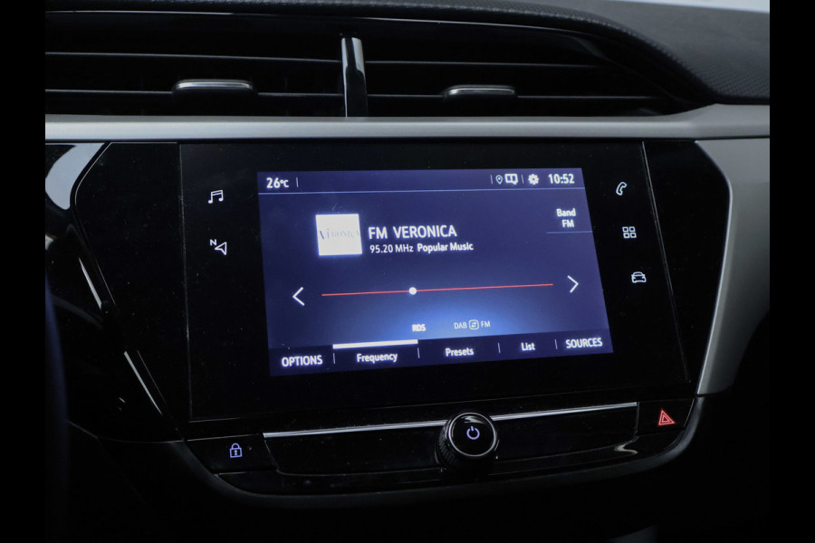 Opel Corsa 1.2 Edition Sport (APPLE CARPLAY,NAVI,PDC,LANE ASSIST,CRUISE,ELEKTRISCH PAKKET,SPORTSTOELEN,LM VELGEN,NETTE STAAT)